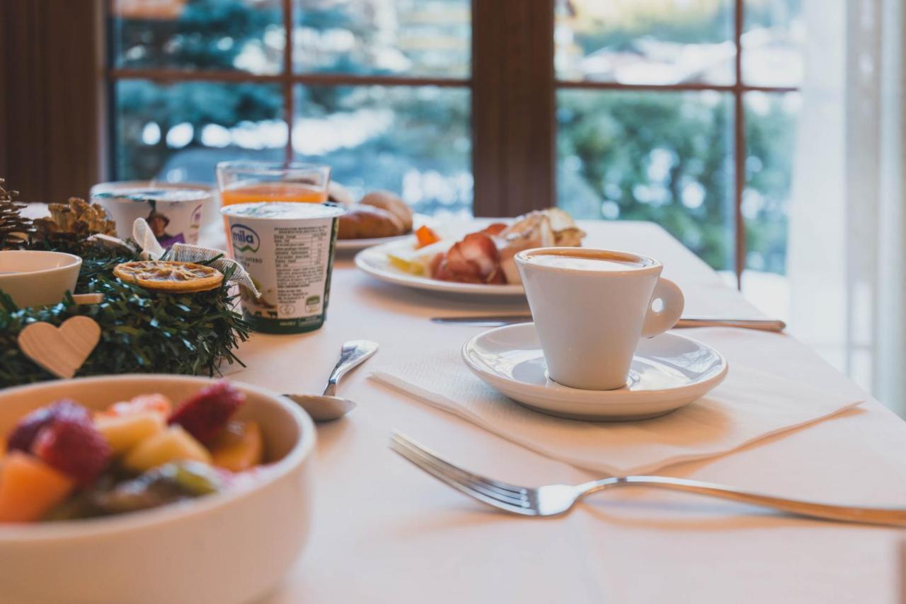 B&B Garni Villa Campitello 캄피텔로디파사 외부 사진