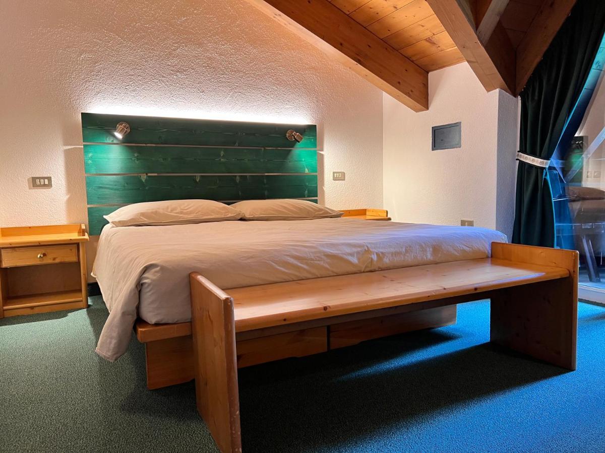 B&B Garni Villa Campitello 캄피텔로디파사 외부 사진